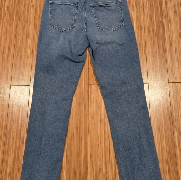 GAP Women's Blue Jeans - Picture 6 of 7